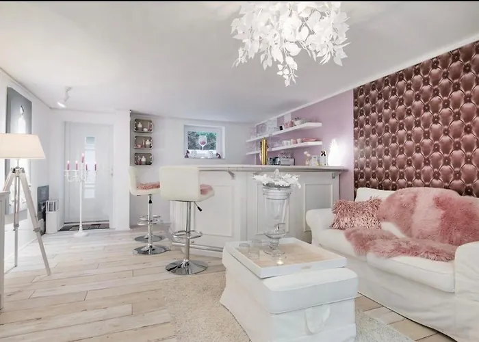 Sweet Little Mimi Berlin